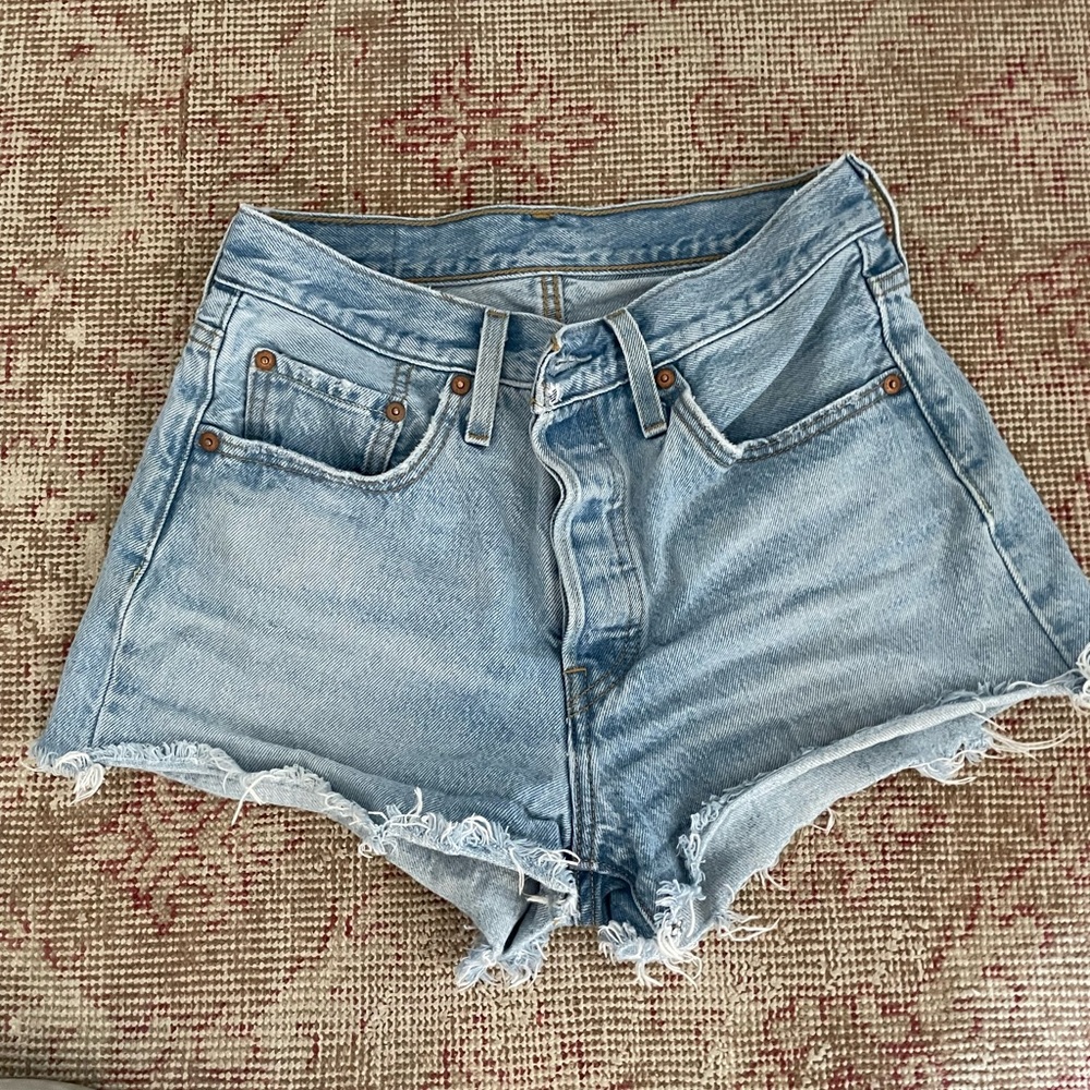 Levi's 501 Button shorts